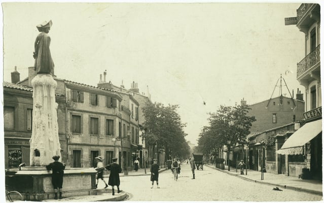 Les enfants et la fontaine