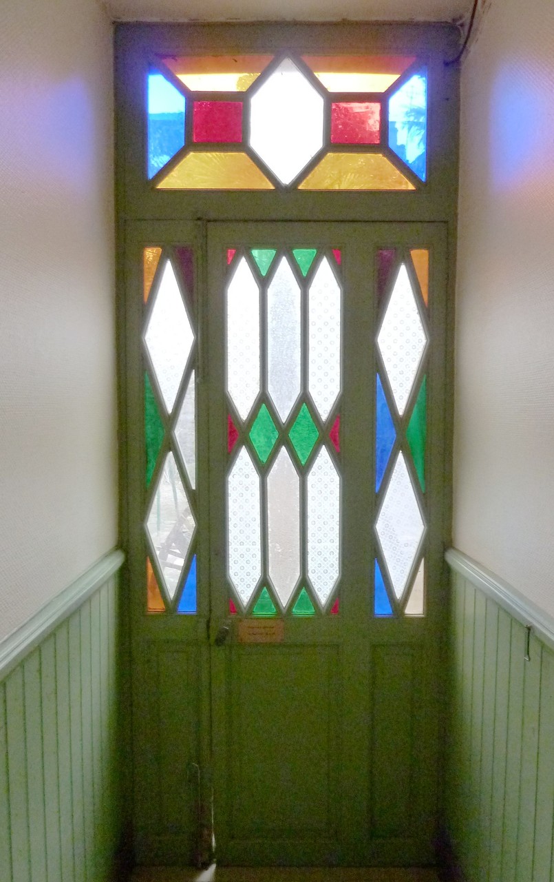 Rue Saint-Henri. La peinture a été bien choisie.