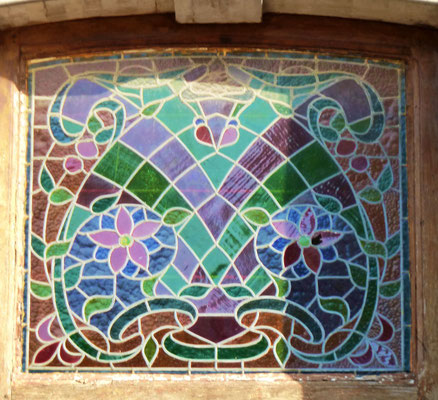 rue Saint-Honest, photo intérieure de la totalité de la porte page précédente