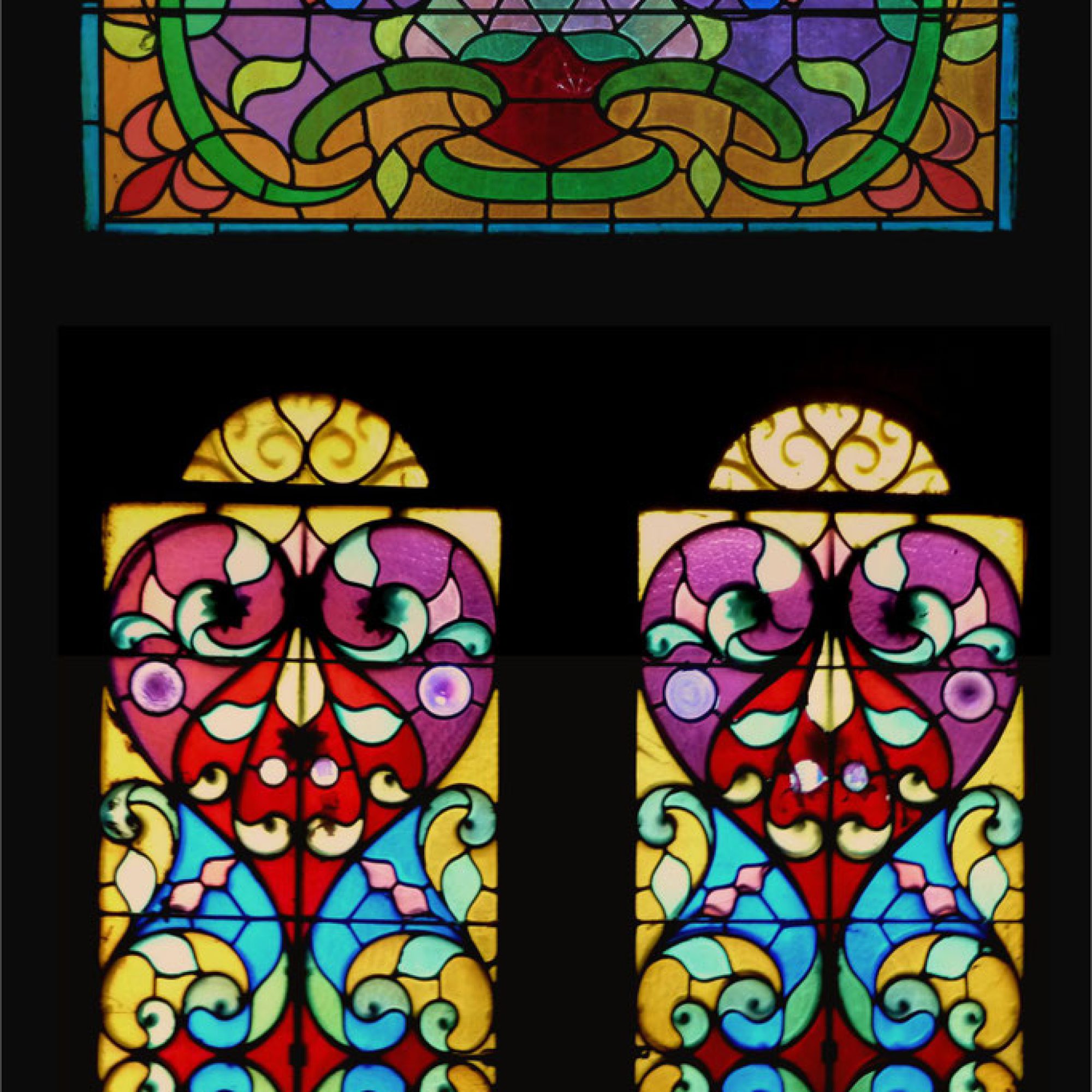 Rue Saint-Honest, 1900. La vue intérieure révèle un dessin et une palette inhabituels dans le quartier.